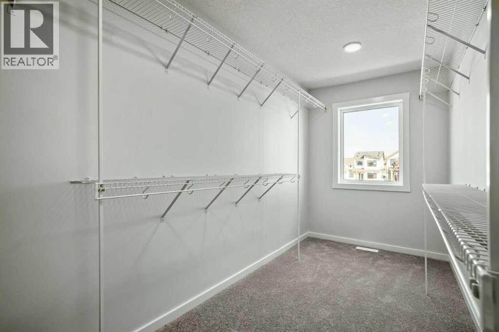 Single Family House for Sale in  Heartwood Villas SE Rangeview Calgary 