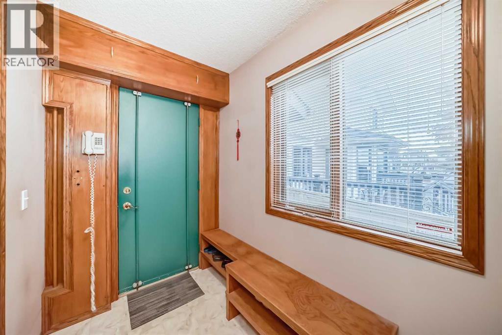 Single Family House for Sale in  Harvest Glen Mews NE Harvest Hills Calgary 