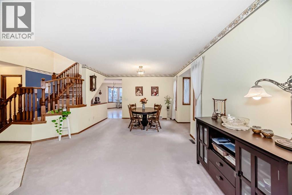 Single Family House for Sale in  Harvest Glen Mews NE Harvest Hills Calgary 