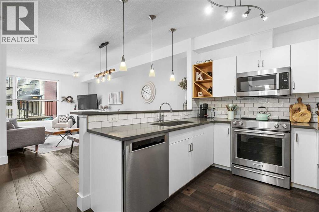 Single Family House for Sale in   A Street SW Altadore Calgary 