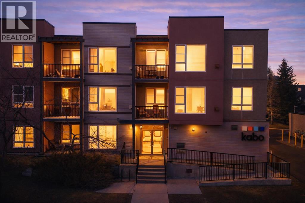 Single Family House for Sale in   A Street SW Altadore Calgary 