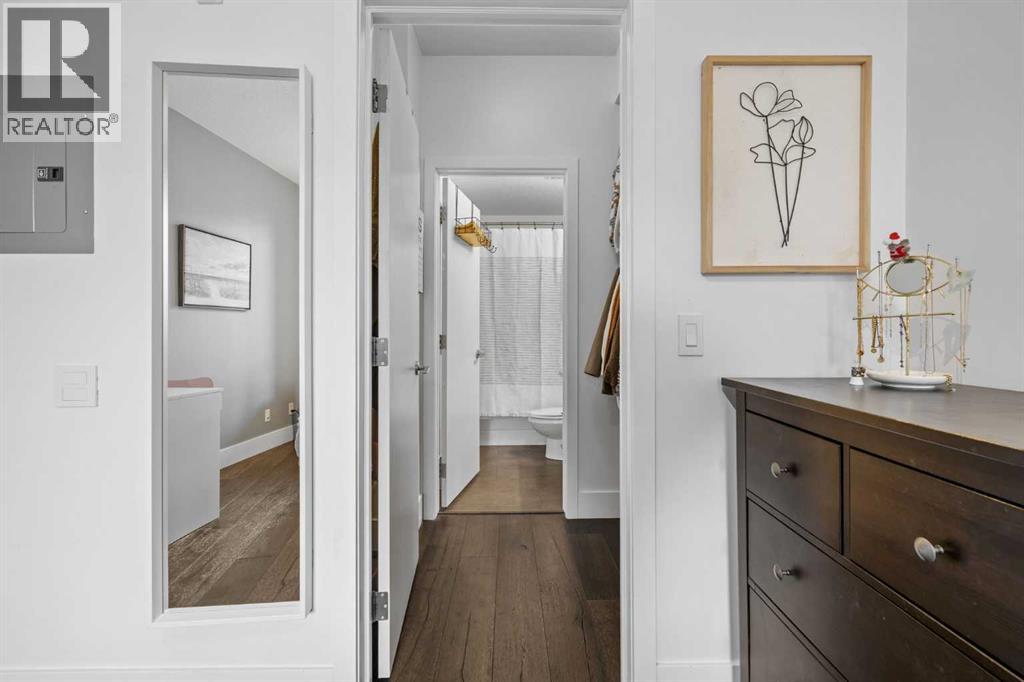 Single Family House for Sale in   A Street SW Altadore Calgary 