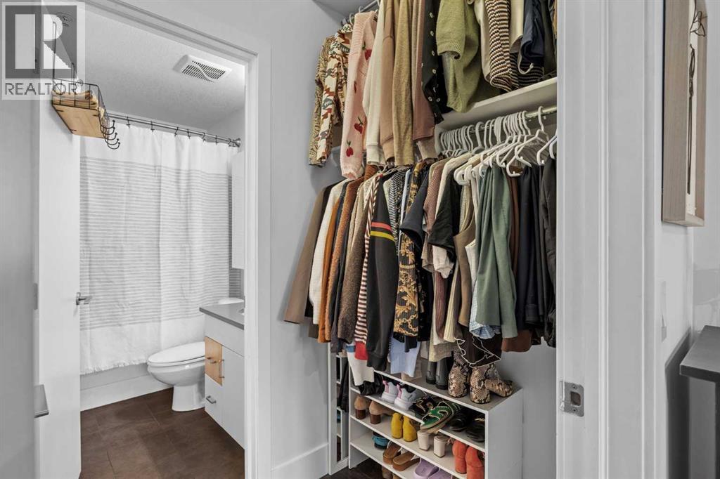 Single Family House for Sale in   A Street SW Altadore Calgary 