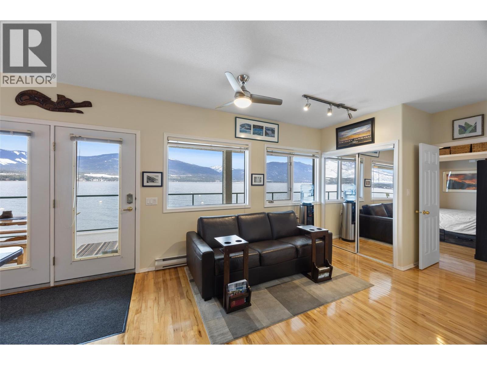 1B 3935 Eagle Bay Road, Eagle Bay