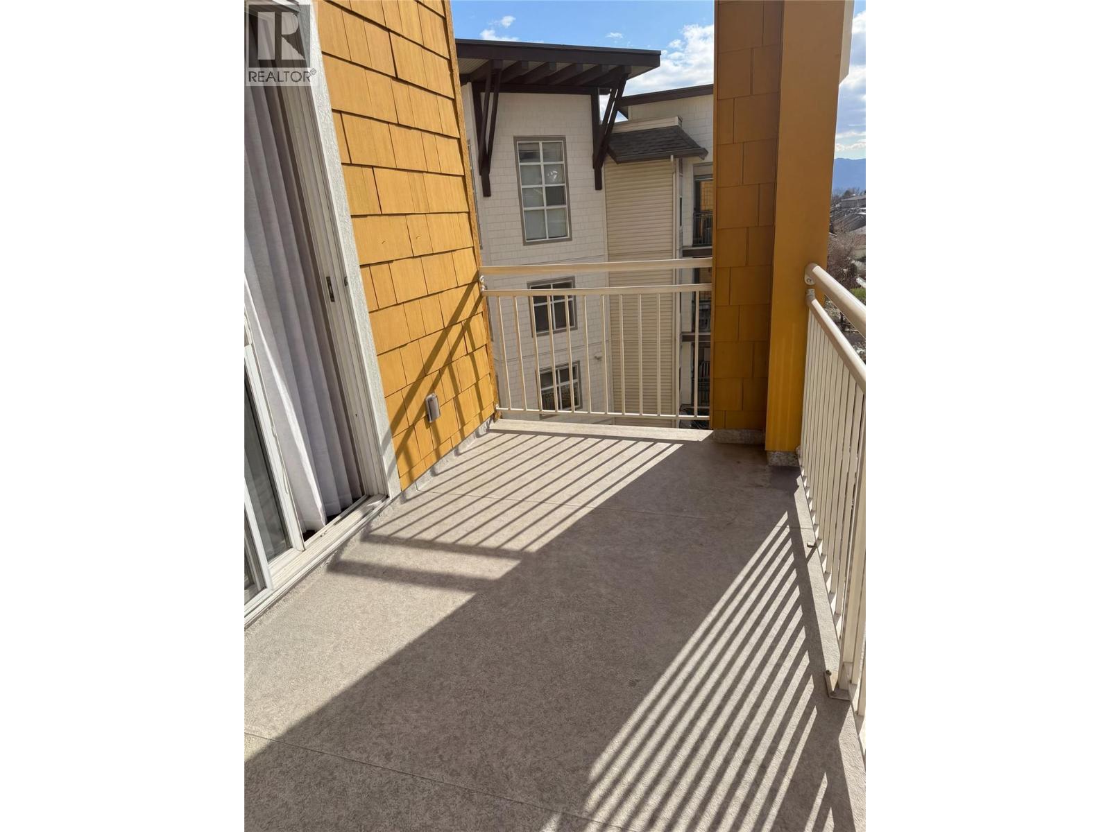 571 Yates Road Unit# 403, Kelowna