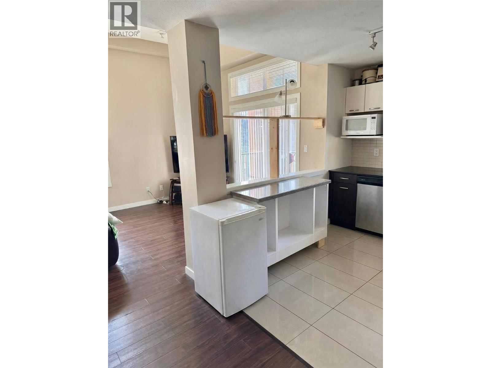 571 Yates Road Unit# 403, Kelowna