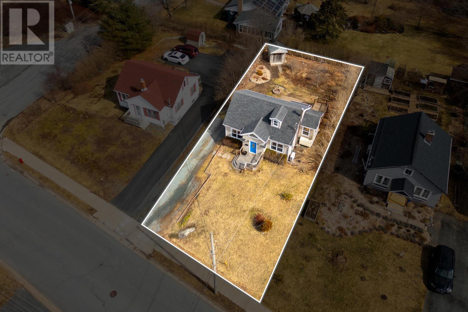 Property 16 of 33 of 3 Chestnut Lane