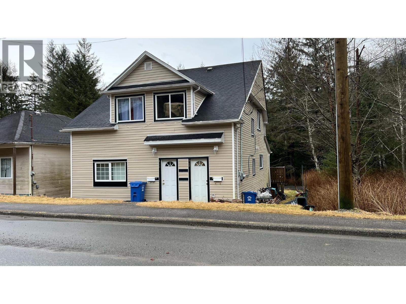 843-845 COMOX AVENUE - 2