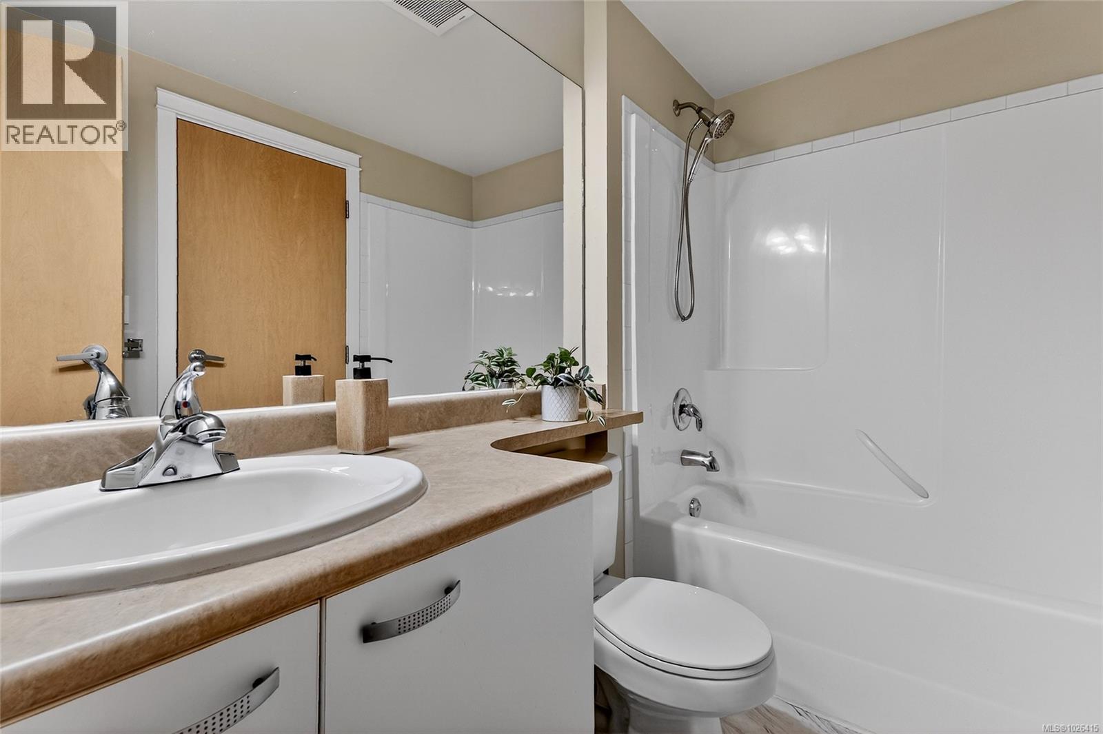 #20 1019 NORTH PARK ST - 15