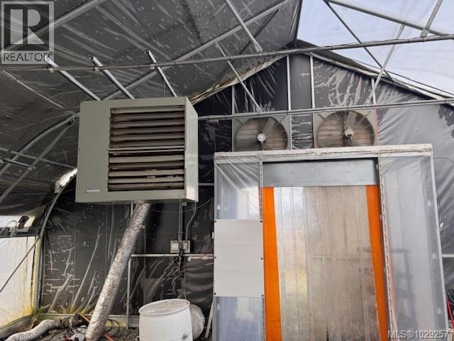 2550 QUENNELL RD - 40