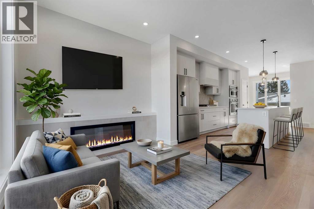 4307 30 Avenue SW, Calgary, Alberta