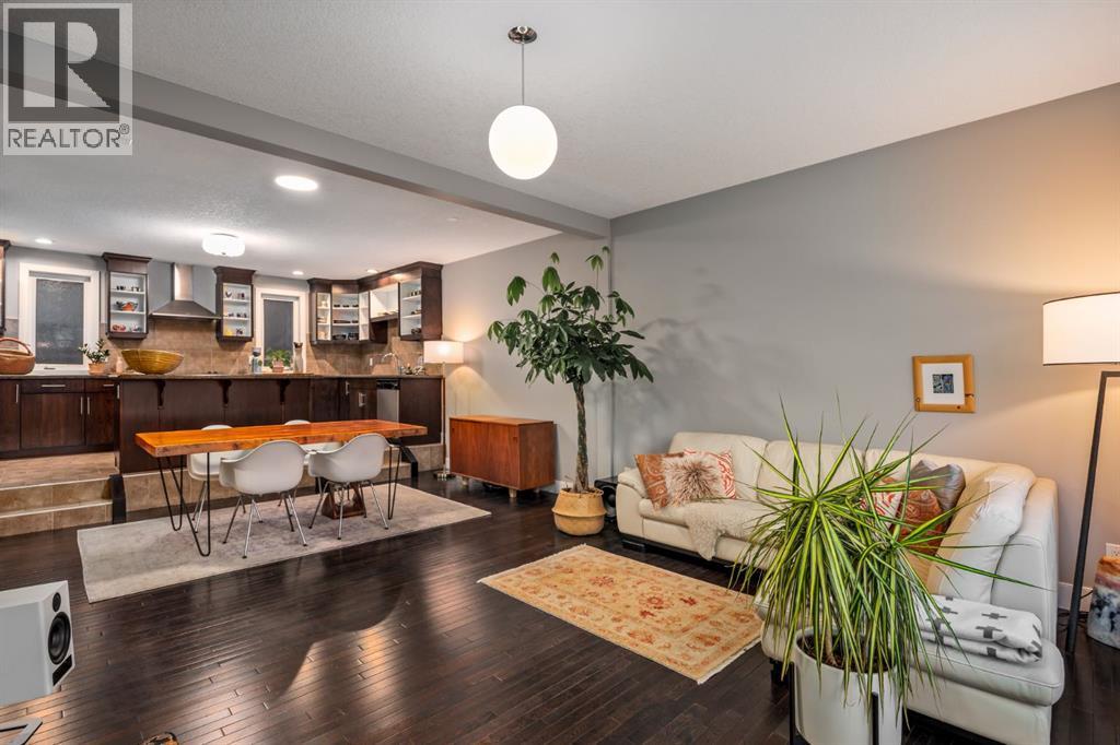 Single Family House for Sale in   Street SW South Calgary Calgary 