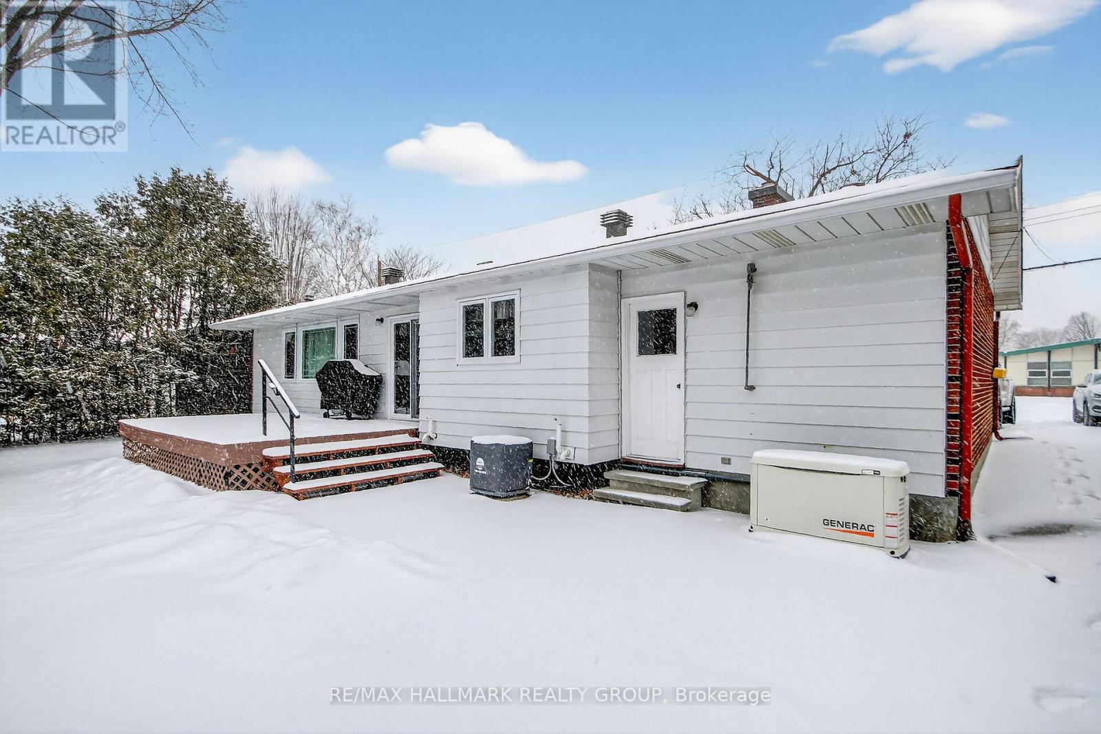 80 MAITLAND STREET — photo 36