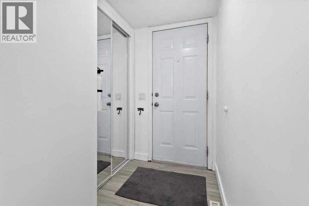 Single Family House 5 Level for Sale in  Brae Glen Lane SW Braeside Calgary 