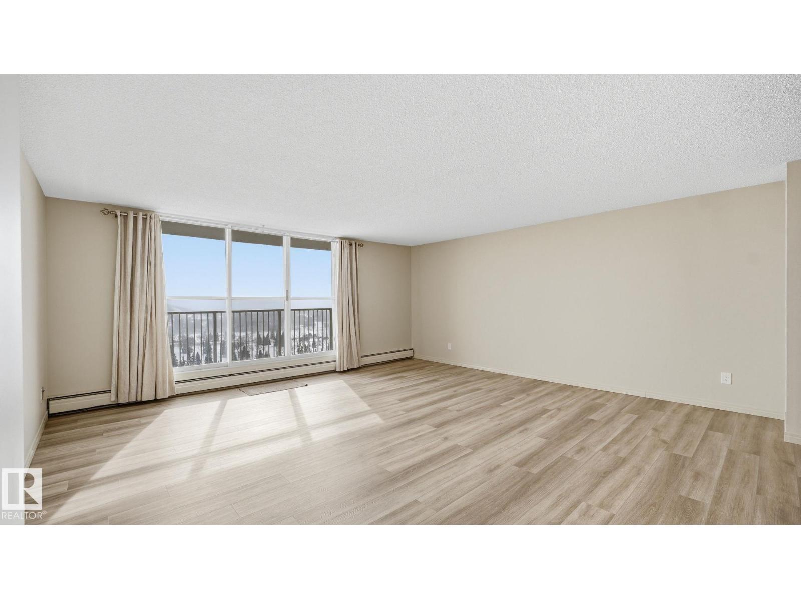 #406 12121 JASPER AV NW - 12