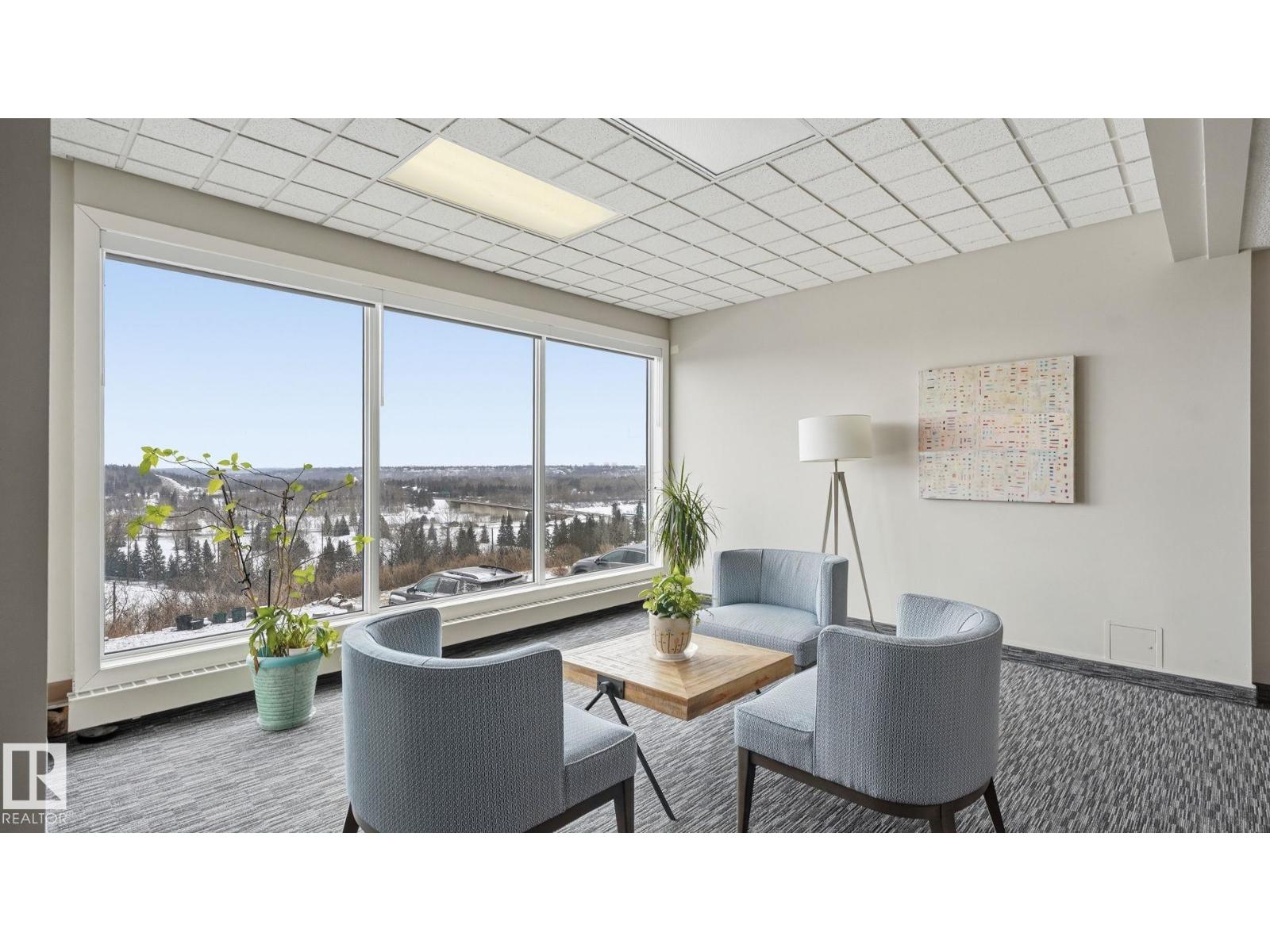 #406 12121 JASPER AV NW - 25