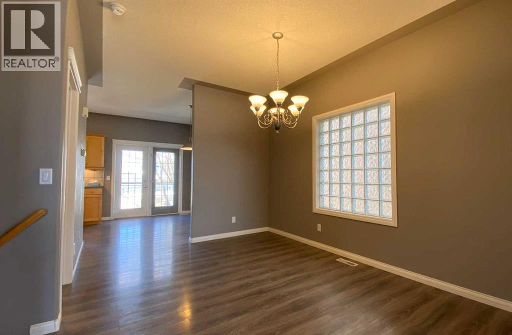 179 Sierra Morena Landing SW, Calgary, Alberta