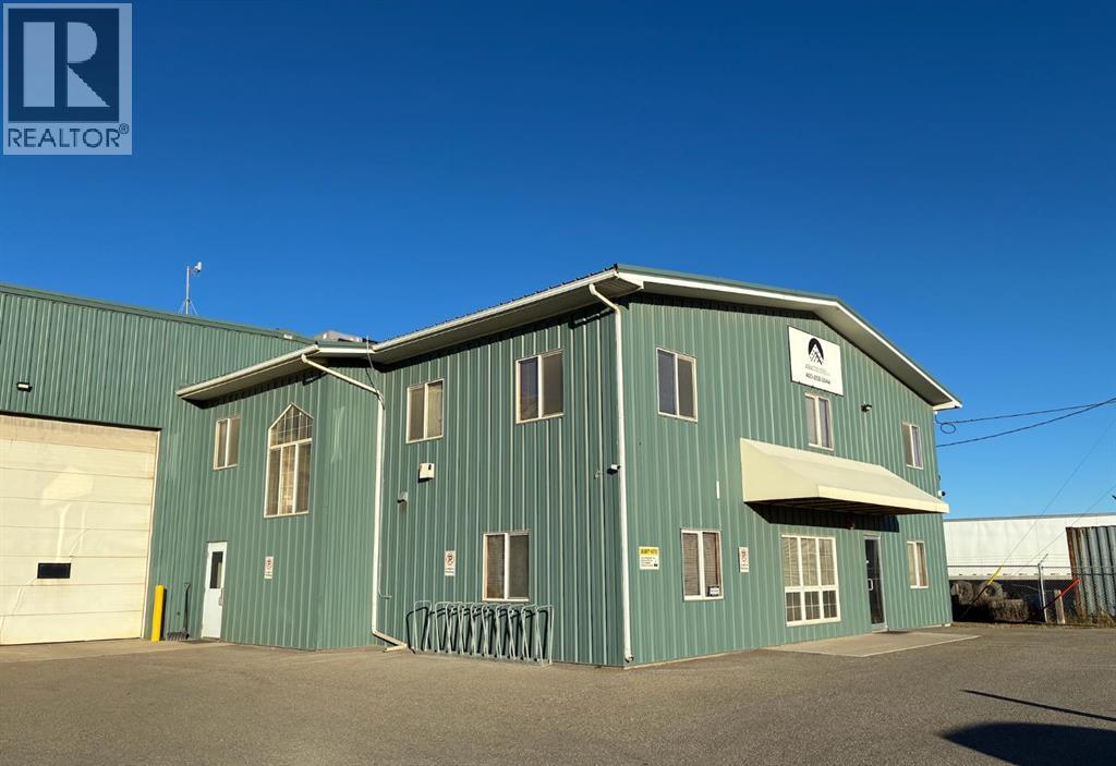 9415 48 Street SE, Calgary, Alberta