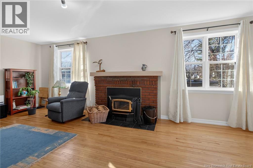 426 BLYTHWOOD AVENUE - 10