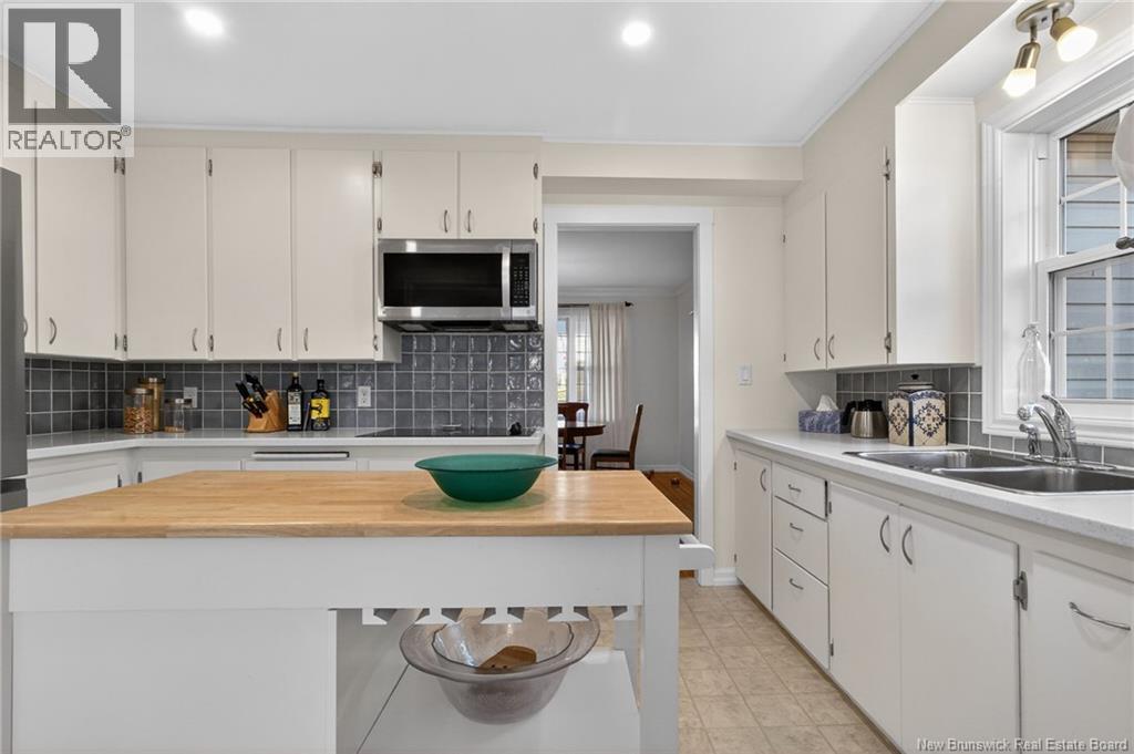 426 BLYTHWOOD AVENUE - 15