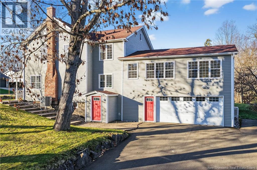 426 BLYTHWOOD AVENUE - Image 2