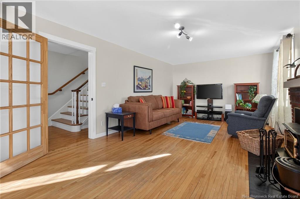 426 BLYTHWOOD AVENUE - 11