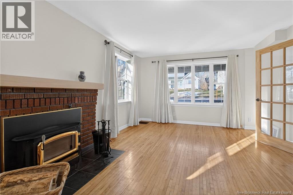 426 BLYTHWOOD AVENUE - 12