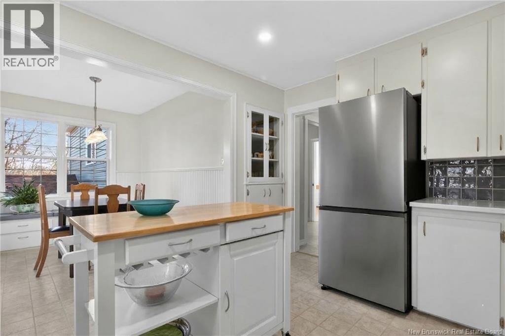 426 BLYTHWOOD AVENUE - 16