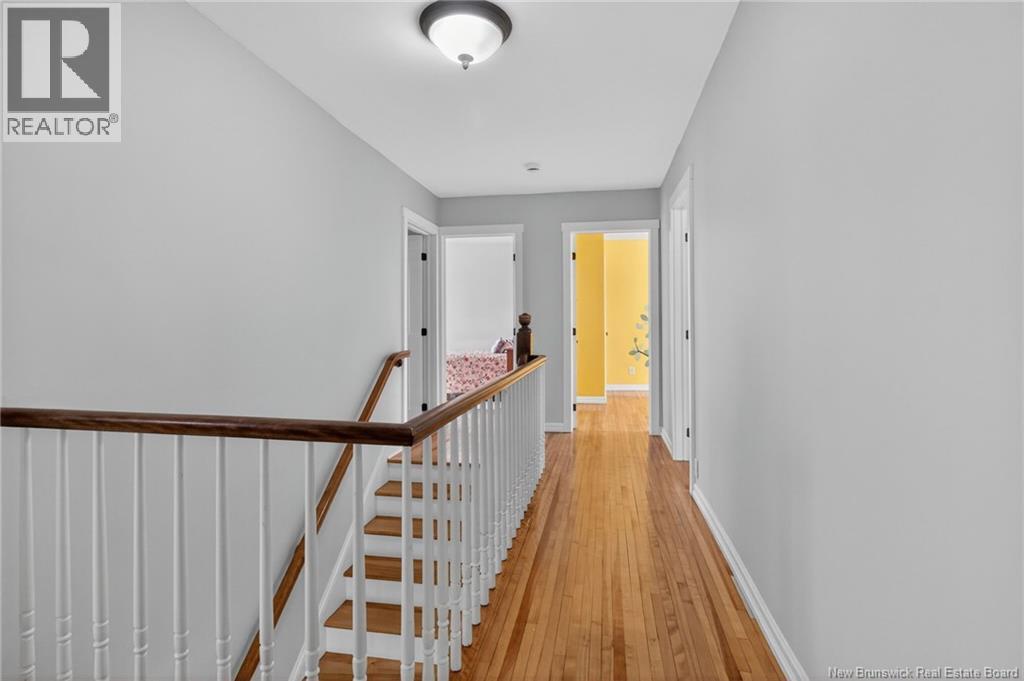 426 BLYTHWOOD AVENUE - 34