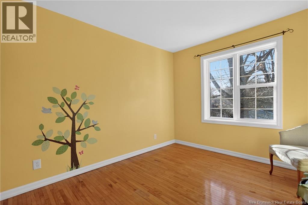 426 BLYTHWOOD AVENUE - 40