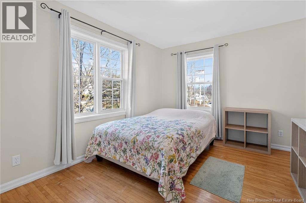 426 BLYTHWOOD AVENUE - 41