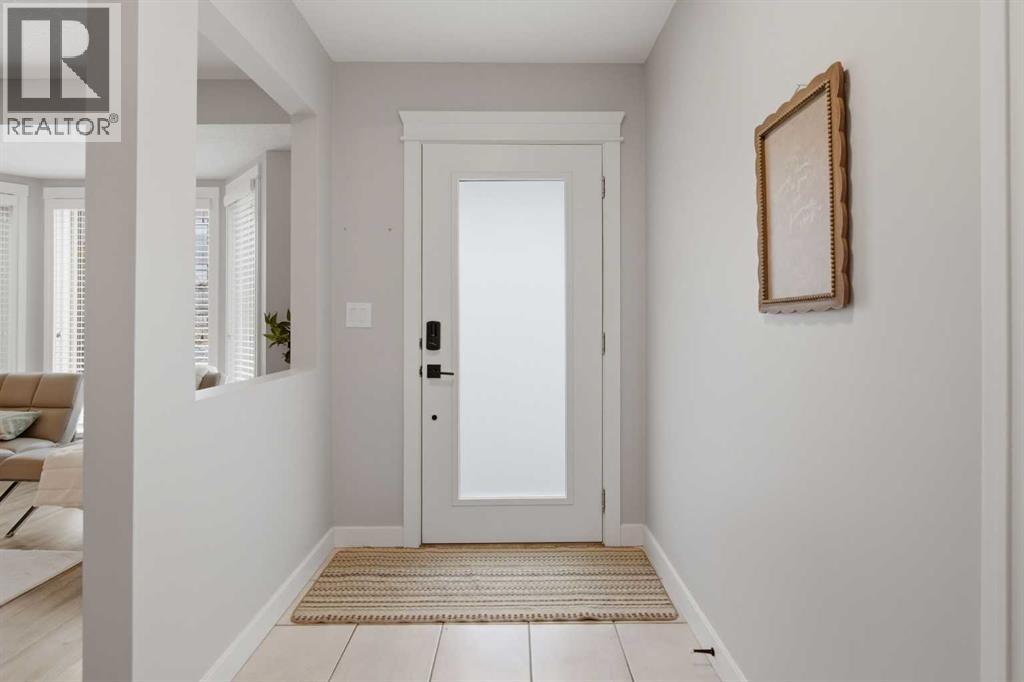 Single Family House for Sale in   Avenue NW Parkdale Calgary 