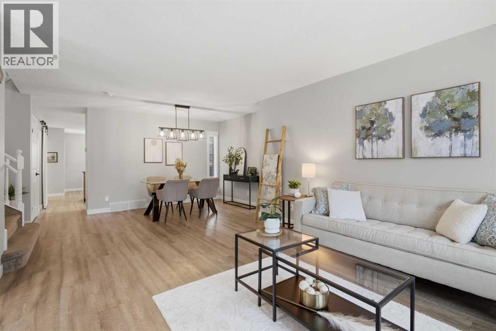 Single Family House for Sale in   Avenue NW Parkdale Calgary 