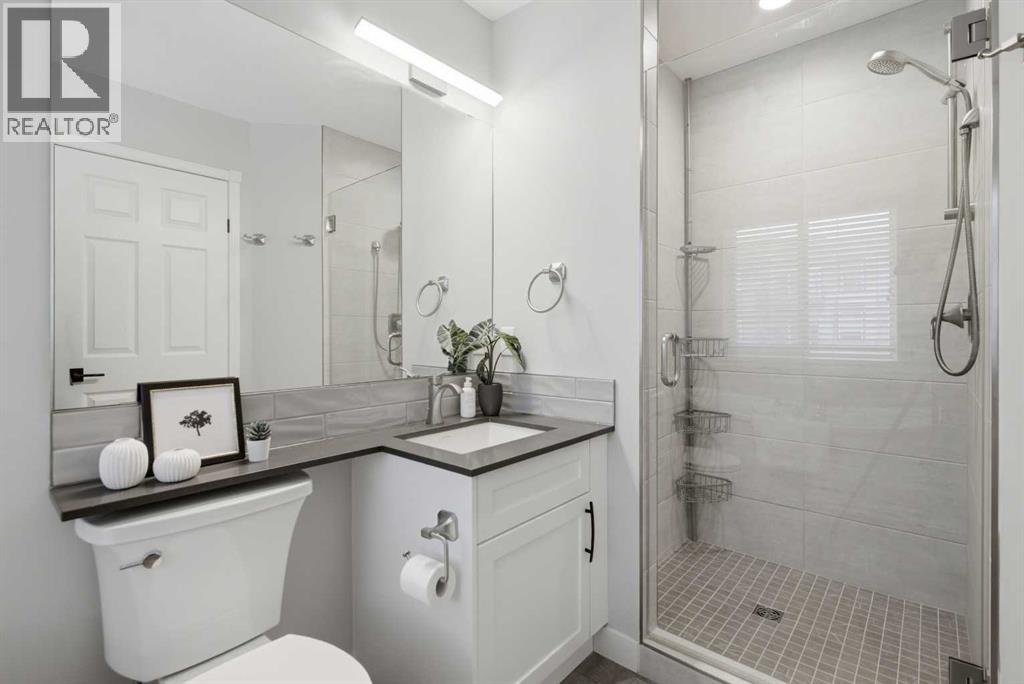 3426 5 Avenue NW, Calgary, Alberta