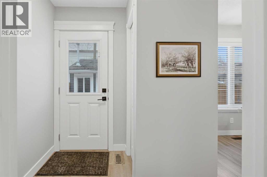 Single Family House for Sale in   Avenue NW Parkdale Calgary 