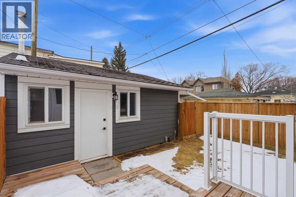 Single Family House for Sale in   Avenue NW Parkdale Calgary 