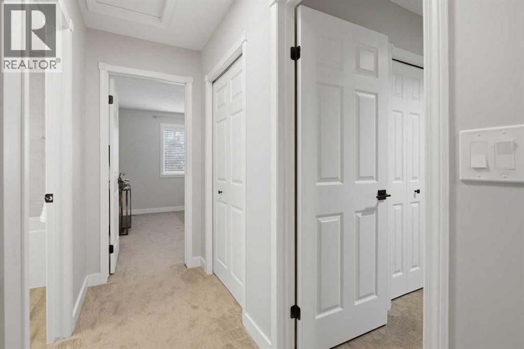 Single Family House for Sale in   Avenue NW Parkdale Calgary 