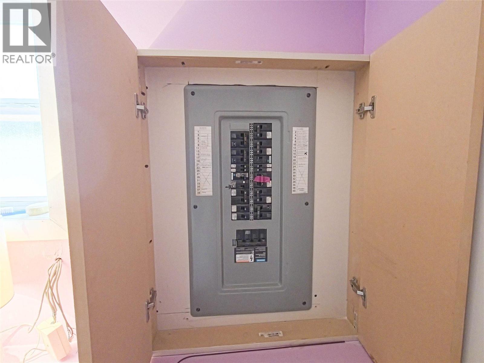  327 97A Highway, Spallumcheen