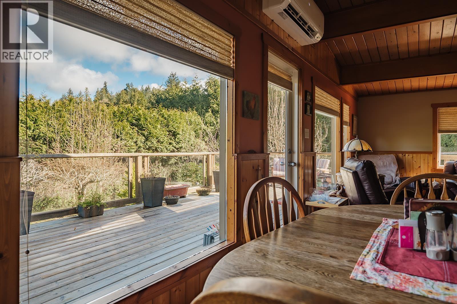 12732 WARNOCK ROAD, Madeira Park