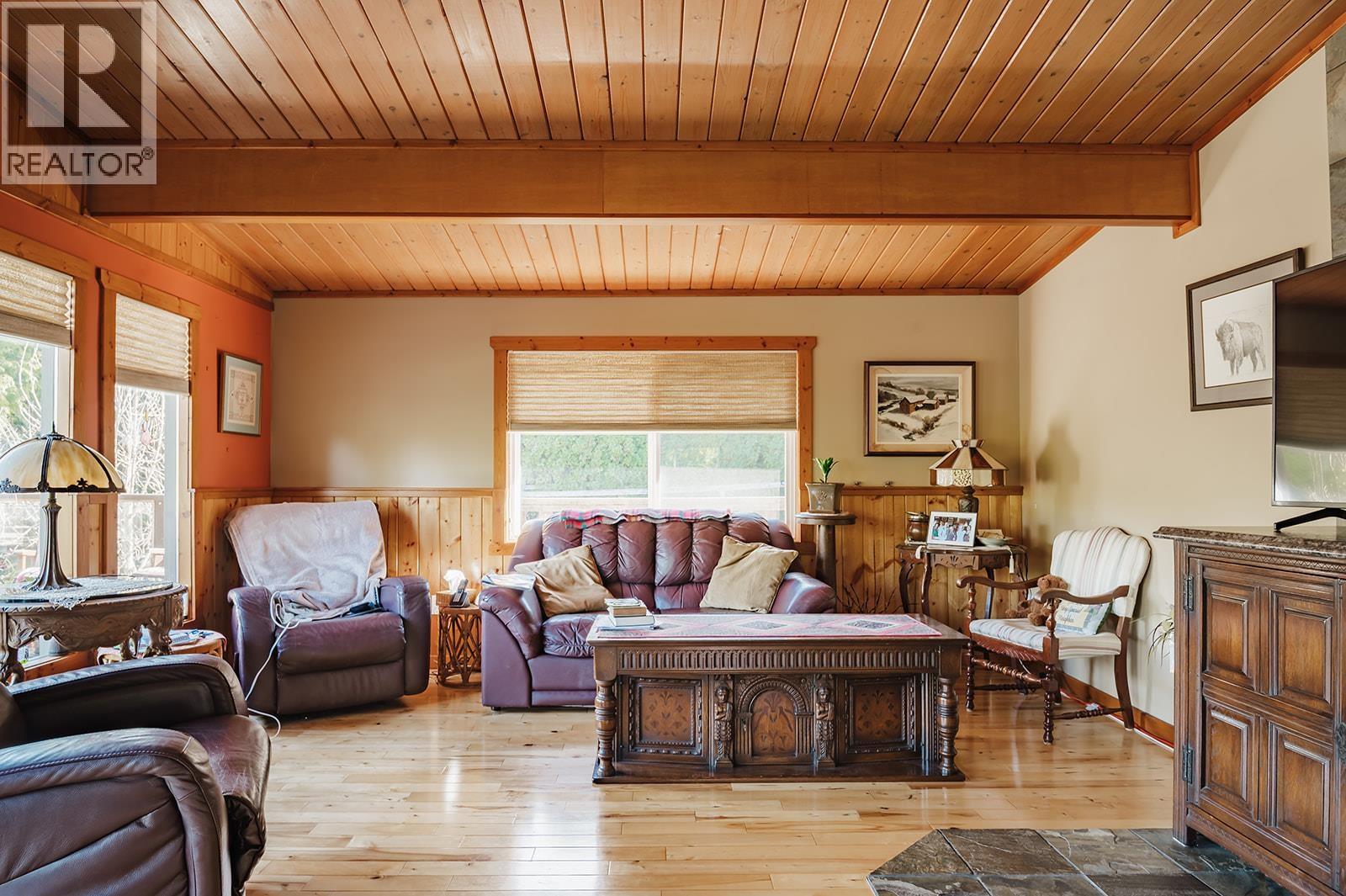 12732 WARNOCK ROAD, Madeira Park