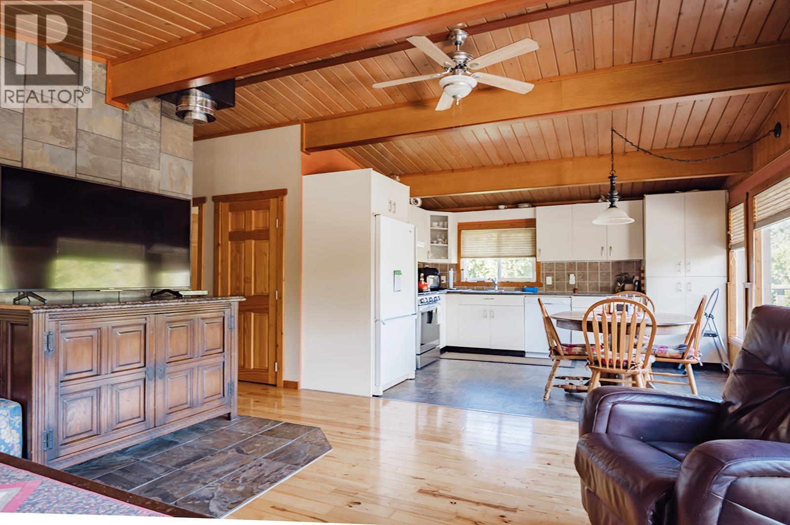 12732 WARNOCK ROAD, Madeira Park