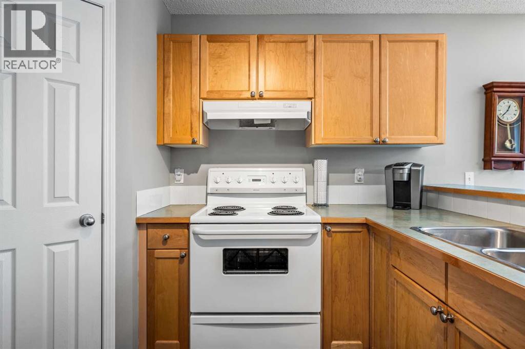 Single Family House for Sale in  Hidden Creek Rise NW Hidden Valley Calgary 