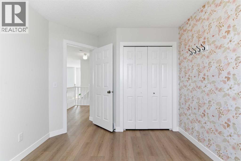 Single Family House for Sale in  Arbour Ridge Mews NW Arbour Lake Calgary 