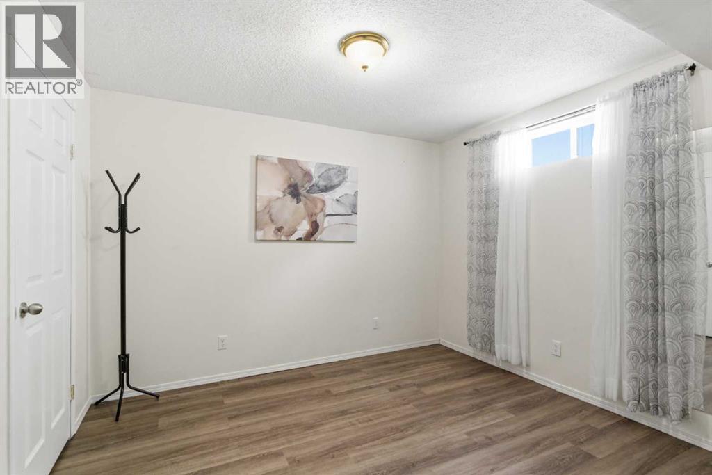 Single Family House for Sale in  Arbour Ridge Mews NW Arbour Lake Calgary 