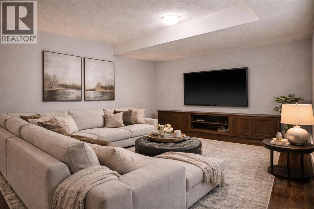 Single Family House for Sale in   Street SW Killarney/Glengarry Calgary 