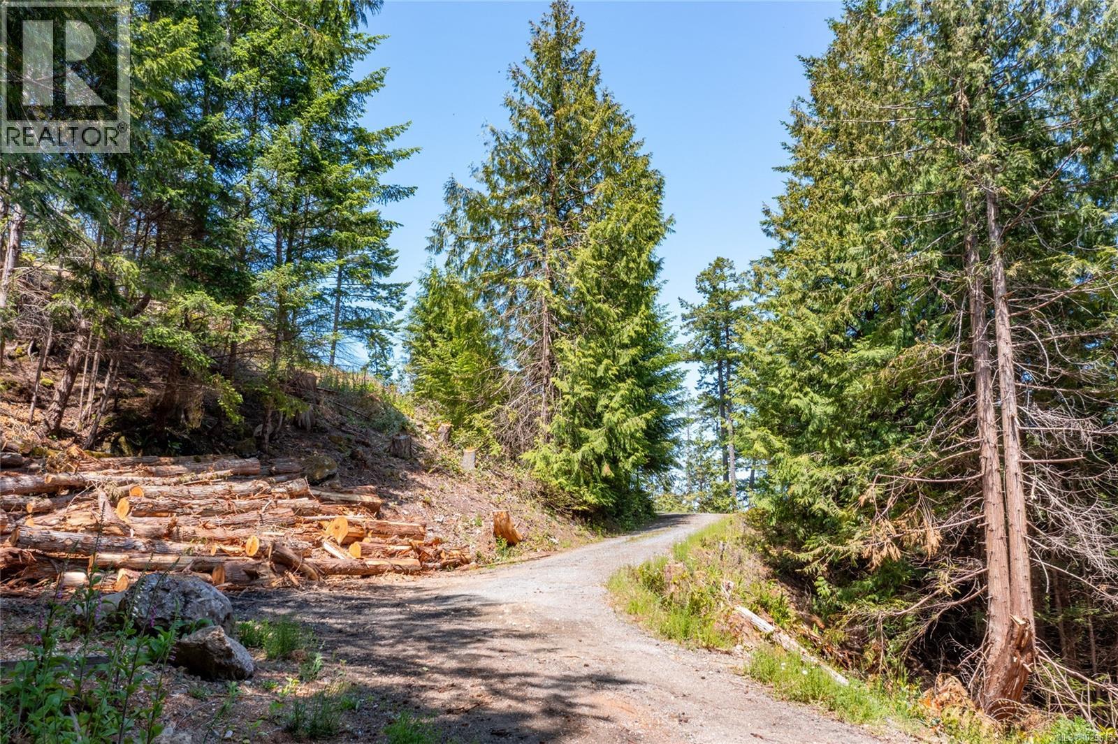  9825 Canal Road, Pender Island