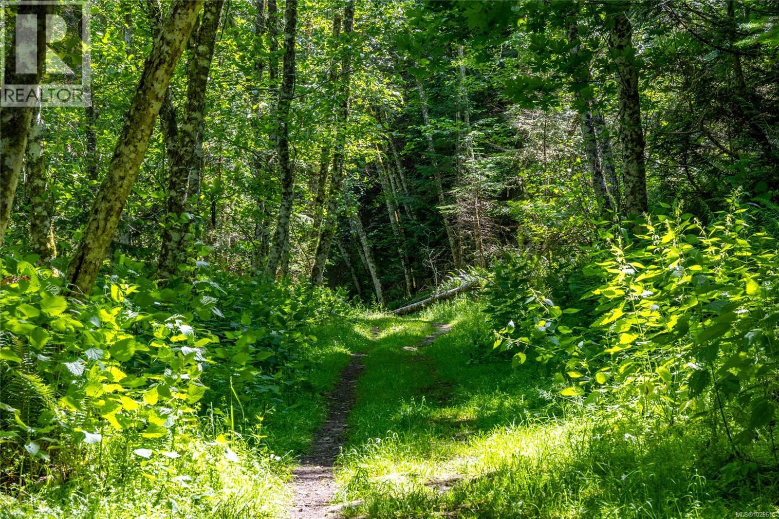  9825 Canal Road, Pender Island