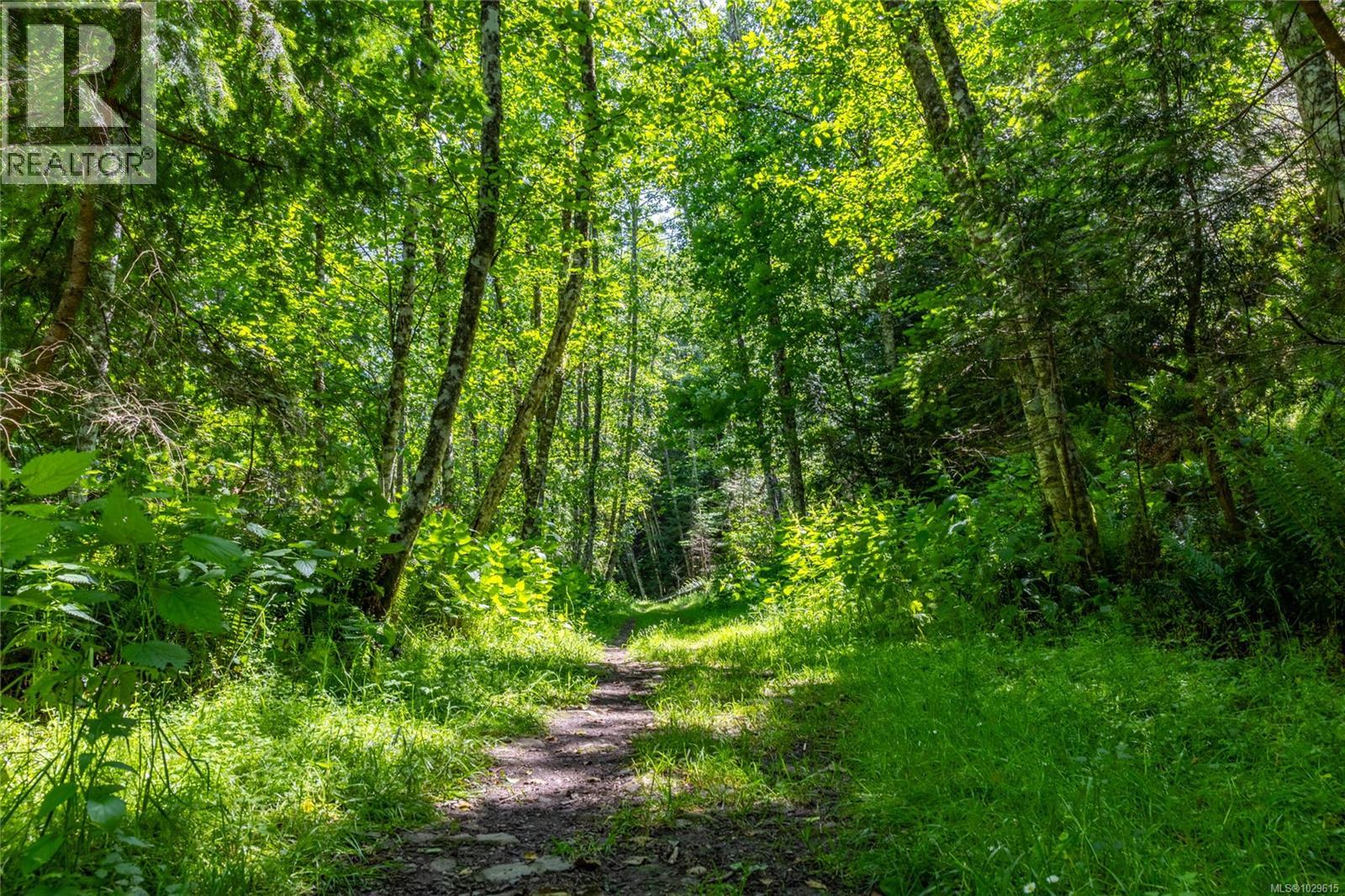  9825 Canal Road, Pender Island