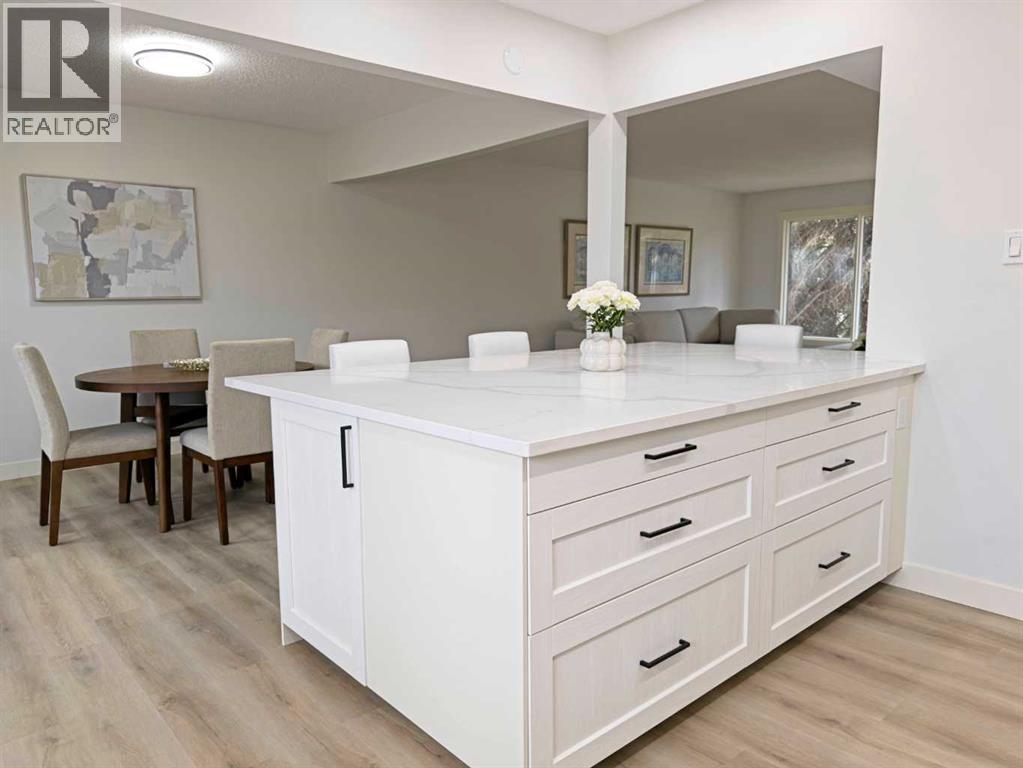 Single Family House Bi-level for Sale in   Street NW Silver Springs Calgary 