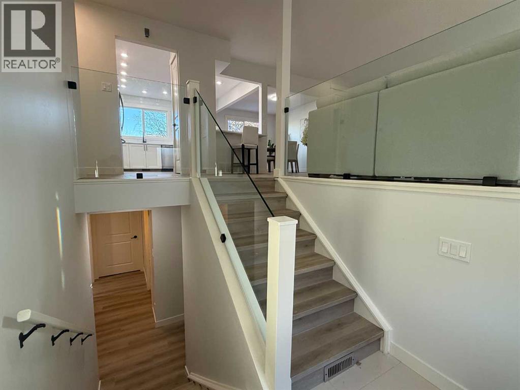 Single Family House Bi-level for Sale in   Street NW Silver Springs Calgary 